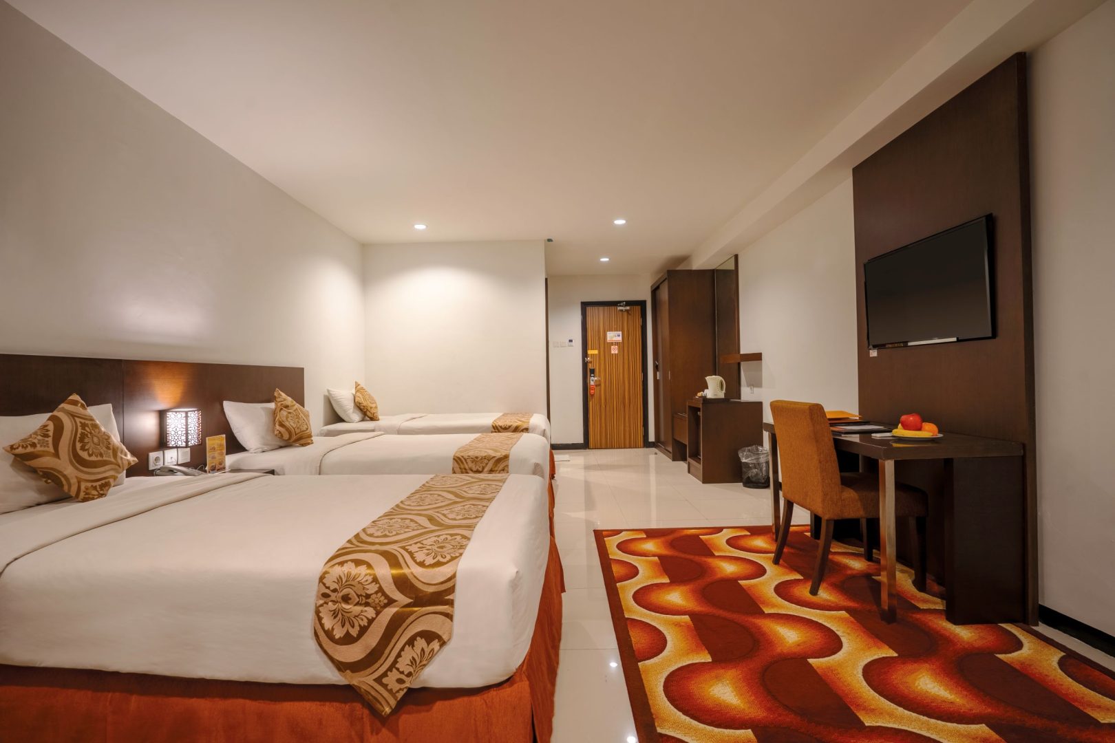 Junior Suite Triple Room